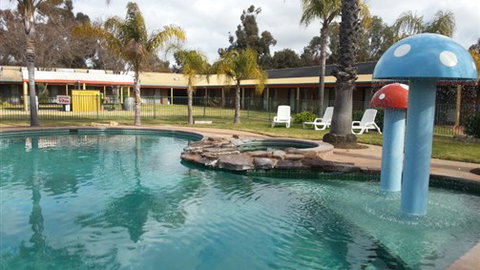 Barooga Country Inn Motel - QLD Tourism 5