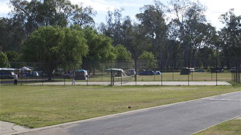 Painters Island Caravan Park - QLD Tourism 4
