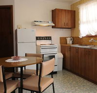 Sandpiper Holiday Apartments - QLD Tourism