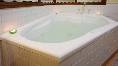 Glenview Retreat Luxury Accommodation - QLD Tourism 4