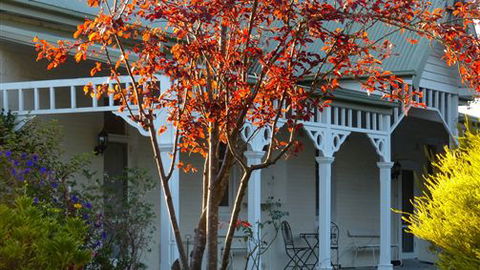 Yarra Gables Motel - QLD Tourism 0