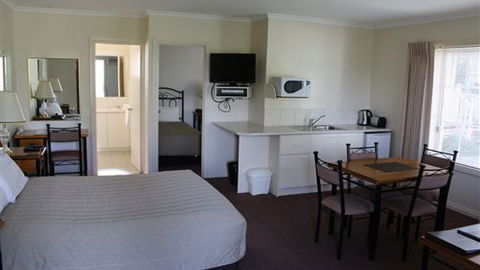 Yarra Gables Motel - QLD Tourism 4
