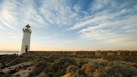 Comfort Inn The International - QLD Tourism 0