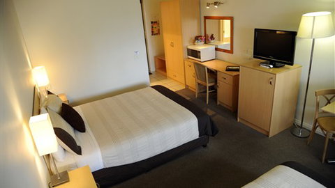 Comfort Inn Eastern Sands - QLD Tourism 2