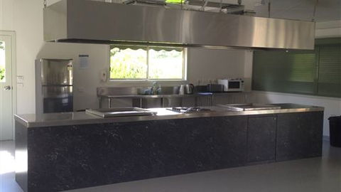 Yarrawonga Holiday Park - Queensland Tourism 1