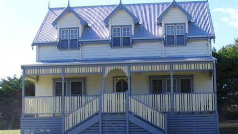 Belfast Cottages - QLD Tourism 0