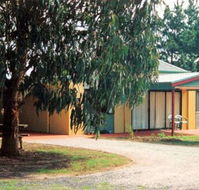 Alvina Holiday Cottages - QLD Tourism