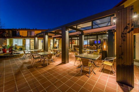 Alpha Canberra Hotel And Apartments - QLD Tourism 5