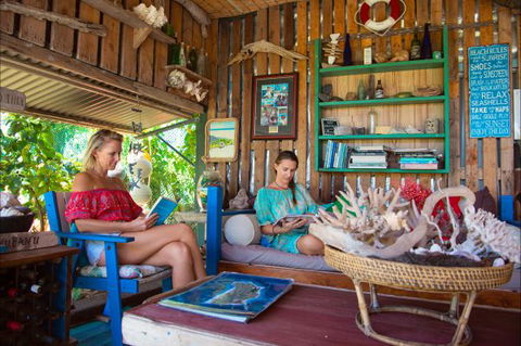Banubanu Beach Retreat - QLD Tourism 4