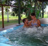 Berry Creek Bush Retreat - Queensland Tourism