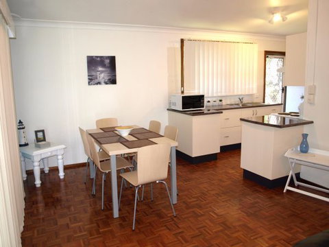 Crystal Waters - QLD Tourism 2