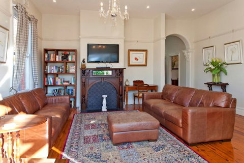 Elegance On Englehardt - Queensland Tourism 5