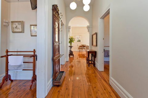 Elegance On Englehardt - Queensland Tourism 7