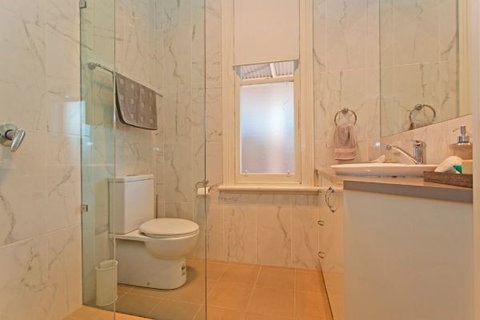 Elegance On Englehardt - Queensland Tourism 8