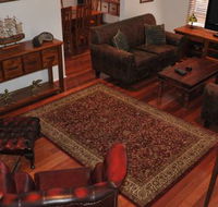 The Pommy Tree Bed and Breakfast - Queensland Tourism