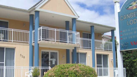 Canberran Lodge - Queensland Tourism 0