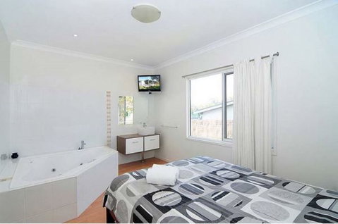 Love Shack - QLD Tourism 3