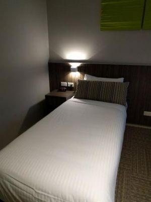 Ibis Styles The Entrance  - QLD Tourism 0