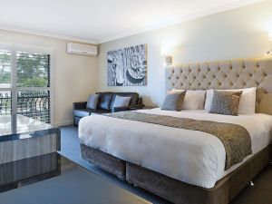 Lincoln Downs Resort  - Queensland Tourism 0