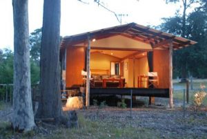 Worrowing Jervis Bay - QLD Tourism 0