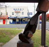 New England Hotel Motel - QLD Tourism