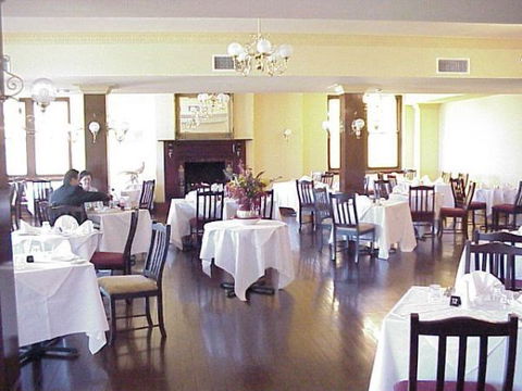 Palais Royale - QLD Tourism 5