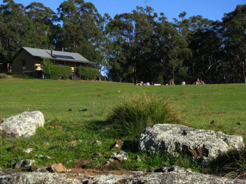 Wilderness Bunkhouse - Queensland Tourism 0