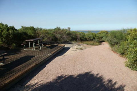 Wolfe Creek Crater Camp At Wolfe Creek Crater National Park - QLD Tourism 15