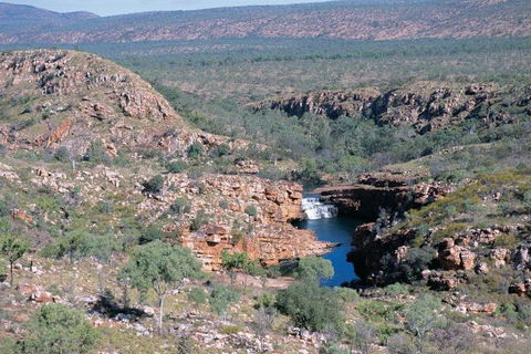Wolfe Creek Crater Camp At Wolfe Creek Crater National Park - QLD Tourism 17