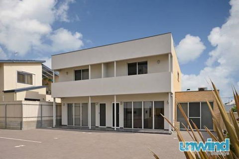 Unwind At 7 At 141 Apartments Victor Harbor - Queensland Tourism 0