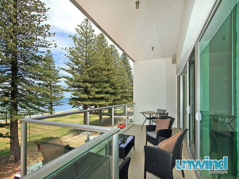 Unwind At 29 Breeze Penthouse - Queensland Tourism 3