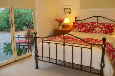 Auburn Pavilions - QLD Tourism 4