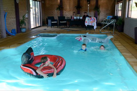 Cameo Inn Motel - Queensland Tourism 6