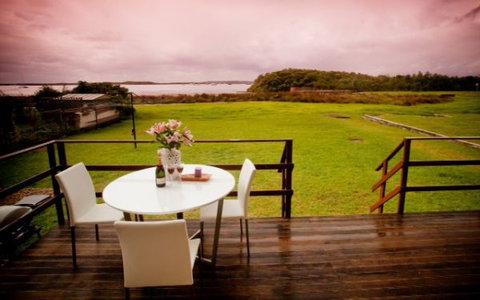 Taren Point Beach House - QLD Tourism 0