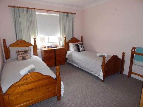 Corang River Bed And Breakfast - QLD Tourism 3