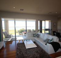 LJ Hooker Goolwa Holiday Rentals - 42 Underwood Avenue Goolwa Beach - Queensland Tourism