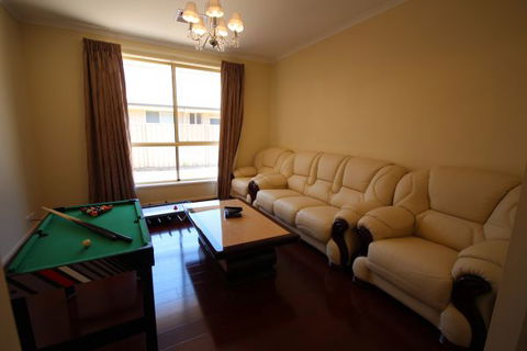 LJ Hooker Goolwa Holiday Rentals - 42 Underwood Avenue, Goolwa Beach - Queensland Tourism 17