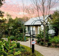 Olinda Country Cottages - QLD Tourism