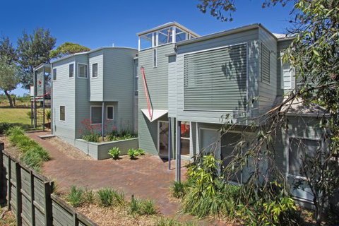 The Boathouse - QLD Tourism 1