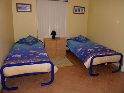 The Happy Shack At Callala Bay - QLD Tourism 4