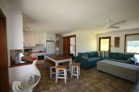 LJ Hooker Goolwa Holiday Rentals - 15 Eaton Avenue, Goolwa Beach - QLD Tourism 2