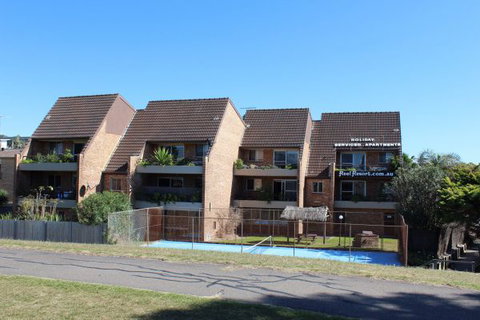 Reef Resort Apartments - QLD Tourism 2