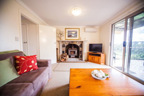 Sunnyside Cottage - QLD Tourism 5