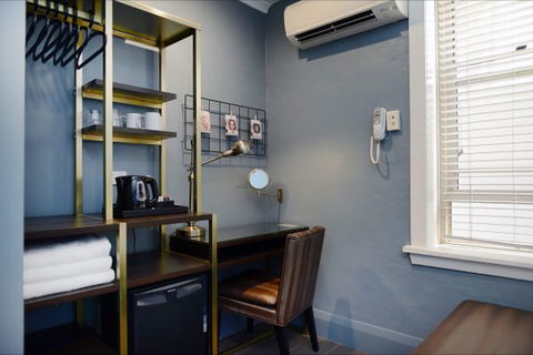 The Maisonette Hotel - QLD Tourism 3