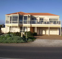 Century 21 SouthCoast Hayman - QLD Tourism