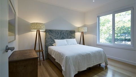 The Cottage At Bolobek - Queensland Tourism 4