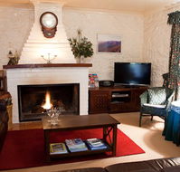 South Mokanger Farm Cottages - QLD Tourism