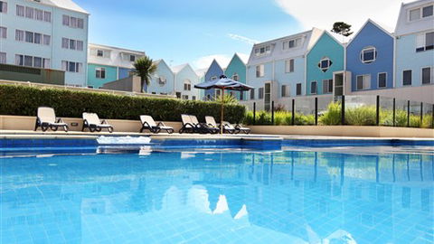 Lady Bay Resort - QLD Tourism 1