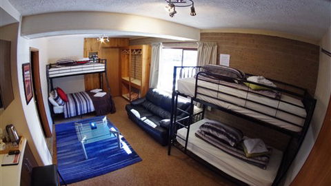 Alpine Retreat Mt Buller - QLD Tourism 3
