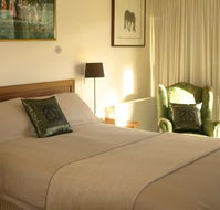 Griffins Hill Retreat - QLD Tourism